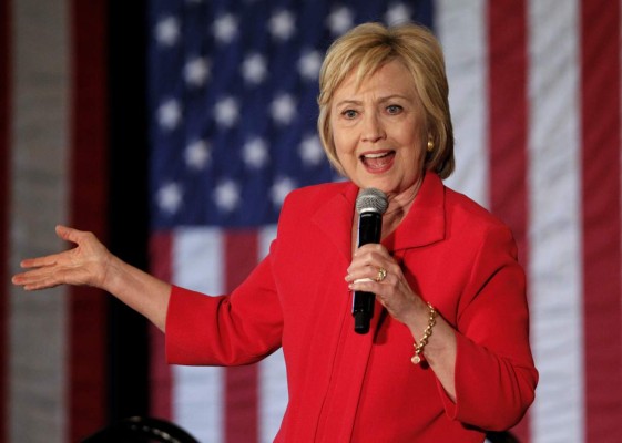 Clinton busca ventaja sobre Sanders en Oregón y Kentucky