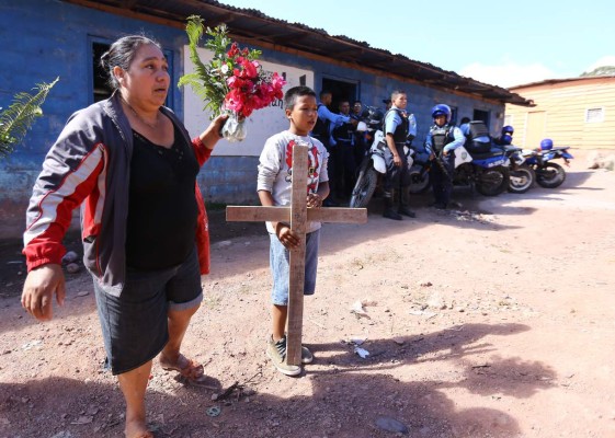 El dolor se apoderó de cinco familias por masacre