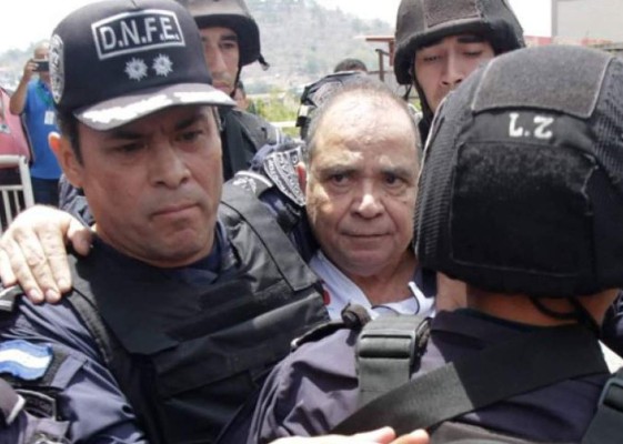 Policías Tigres capturaron al periodista David Romero Ellner en las instalaciones de Radio Globo en Tegucigalpa, capital de Honduras.
