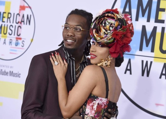FOTO: Cardi B y Offset dan la bienvenida a segundo hijo