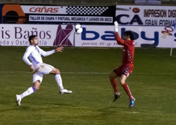 Jonathan Mejía marca un doblete para triunfo del Real Jaén