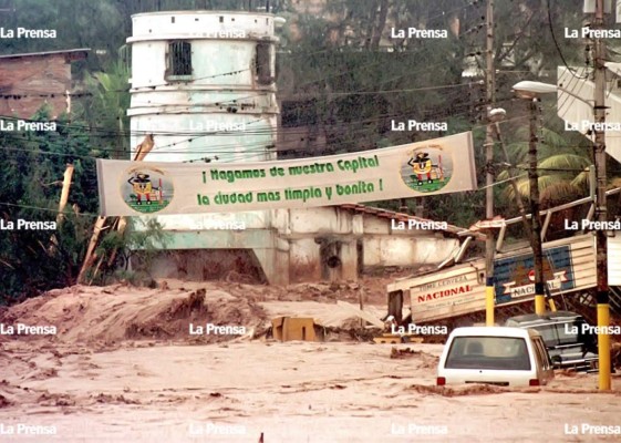 Mitch: el potente huracán que Tegucigalpa jamás olvidará