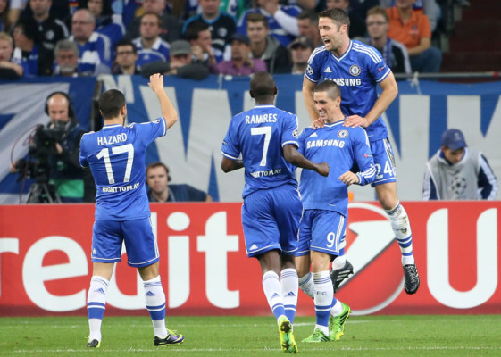 Torres lidera la goleada del Chelsea sobre el Schalke