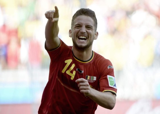 Bélgica remonta y gana a Argelia en su debut en el Mundial