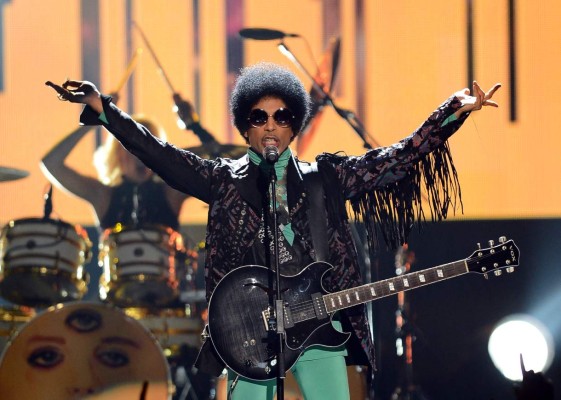 Los 'looks' de Prince a lo largo de su carrera