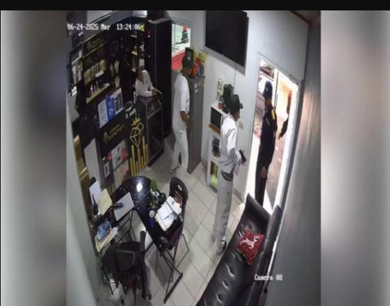 La última foto de don René, víctima de la banda de Los Doctores