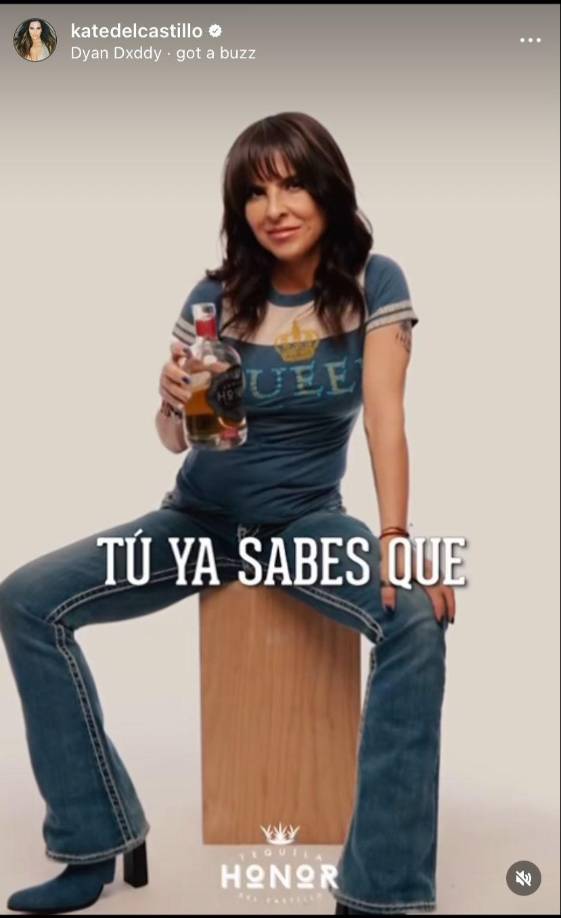 Todo comenzó cuando la hija del primer actor Eric del Castillo utilizó su cuenta oficial de Instagram para publicar una grabación en la que promociona su tequila.