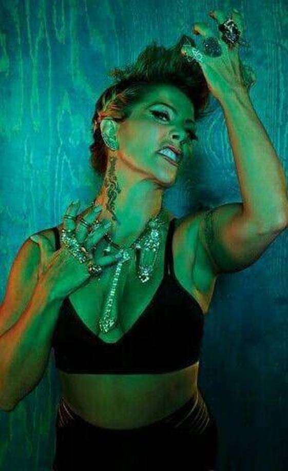 La inerprete de “Yo te esperaba” recordó que su inicio en el mundo de las drogas fue gracias a malas decisiones e influencias. pero cuando se cansó de sus problemas de adicción intento buscar ayuda. 