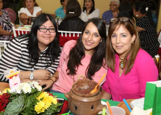 Despedida de soltera para Maribel Rápalo