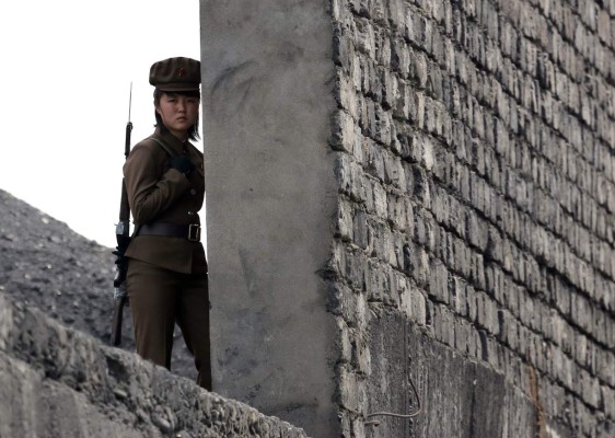 El calvario de las mujeres en el ejército de Corea del Norte