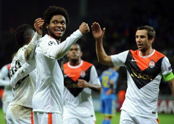 Shakhtar Donetsk aplasta al BATE Borisov con cinco goles de Luiz Adriano
