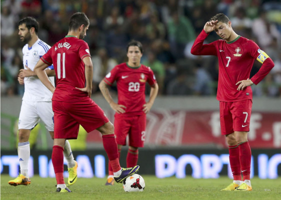 Cristiano y Portugal, condenados al repechaje