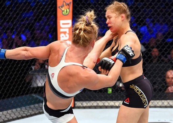 Ronda Rousey, noqueada por primera vez en su carrera