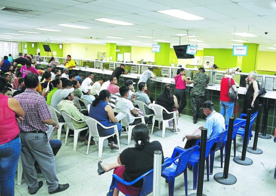 Todas las empresas deben utilizar la factura electrónica a partir de hoy