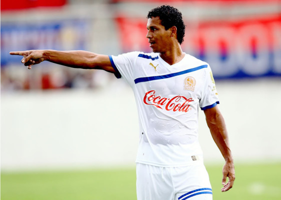 Douglas Caetano no seguirá con el Olimpia