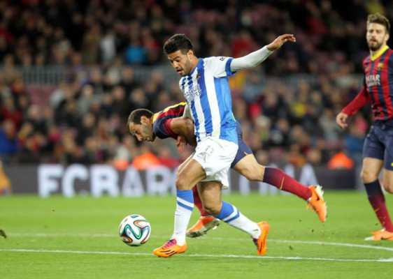 Carlos Vela: 'No hace falta que echen una mano al Barça'