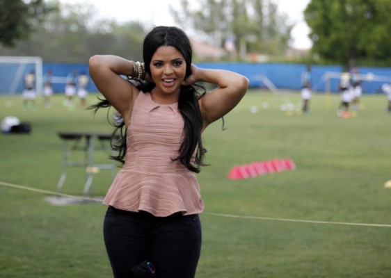 Periodista se robó miradas de los seleccionados hondureños