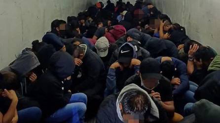 Los migrantes fueron trasladados a instalaciones del INM para iniciar el proceso que definirá su situación en México.