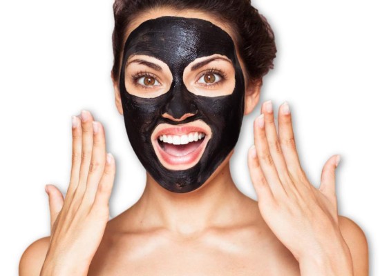 Advierten sobre graves consecuencias por usar mascarillas negras