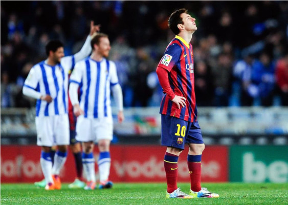 Real Sociedad se venga del Barça y lo baja del liderato