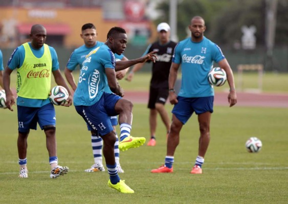 'Muma' Bernárdez y Maynor Figueroa: La muralla de Honduras