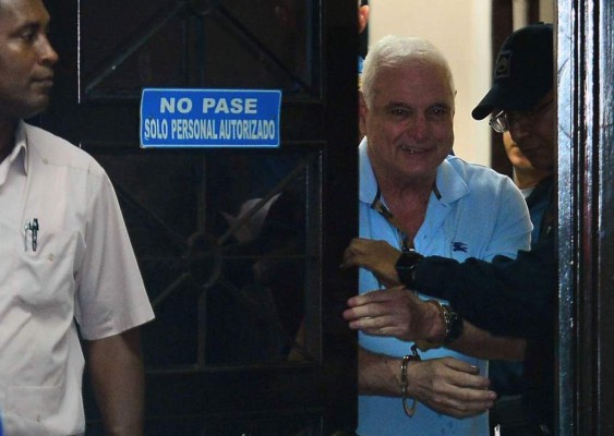 Martinelli en condición estable en un hospital de Panamá