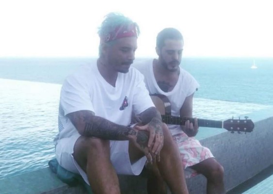 Señalan a J Balvin de tener romance con un hombre