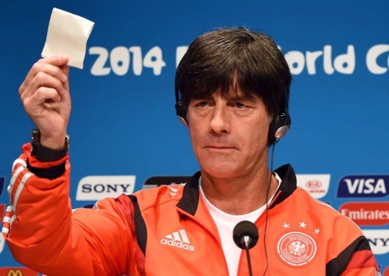 Joachim Löw: 'Argentina no es sólo Messi, pensarlo es un error'