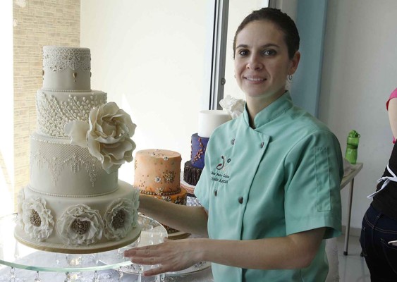 Danielle Kattán comparte su arte y creatividad