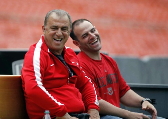 Fatih Terim: 'Honduras puede aumentar su nivel de cara al Mundial'