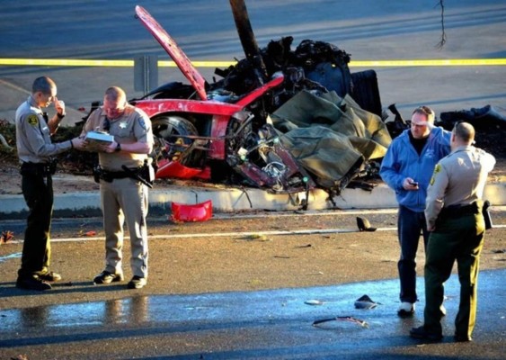 Porsche: Paul Walker murió por 'conducción temeraria'