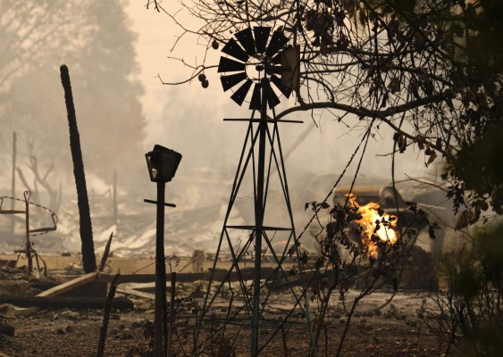 California, un estado próspero en llamas
