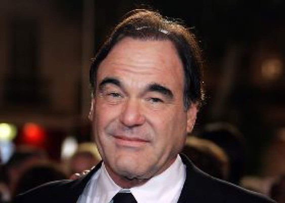 Oliver Stone sobrecoge a Cannes con 20 minutos de su cinta sobre el 11-S