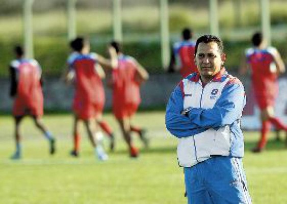 'Necesitamos cuatro refuerzos'