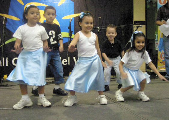 Impresionante talento infantil en Galerías