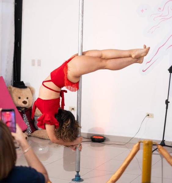 'Art Body Divas Night' demuestra que el pole dance es arte, deporte y disciplina