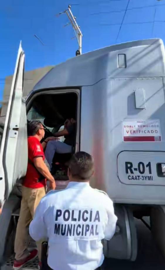 La respuesta fue aplaudida por miles de internautas, quienes resaltaron la importancia de que los trabajadores del transporte de carga cuenten con respaldo en casos de percances laborales.