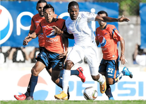 El Tiburón sacudió al Motagua y es segundo