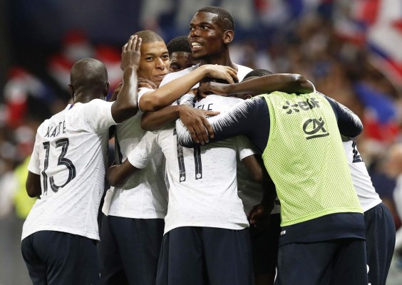 Francia vence a Italia con golazo de Dembelé previo al Mundial