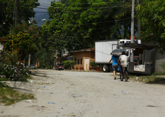 Más del 50% de las calles de la ciudad son de tierra