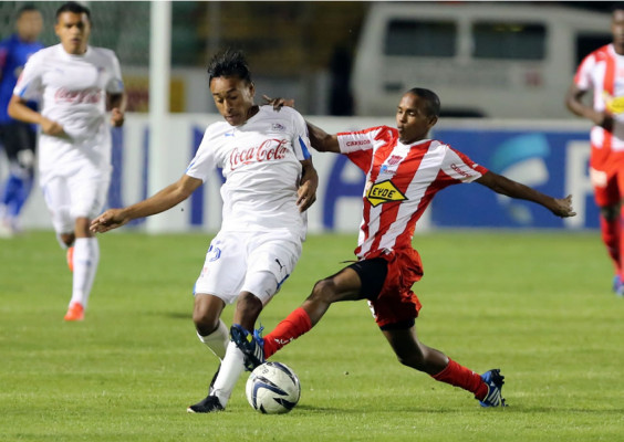 Olimpia supera sin mucho esfuerzo al Vida y se acomoda en la cima