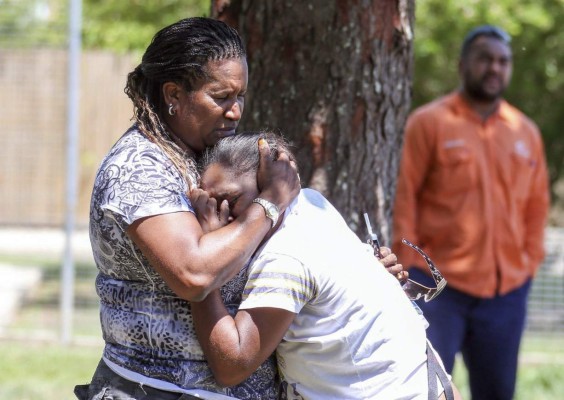 Horror: hallan 8 niños asesinados a puñaladas