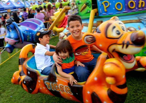 Fundación Ruth Paz celebra con éxito el Festival del Niño 2014