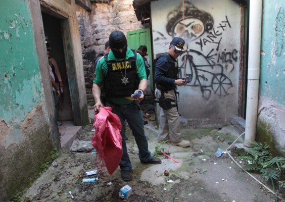 Decomisan más pólvora en mercados de Tegucigalpa