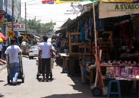 Hay 600 nuevos vendedores en las calles sampedranas