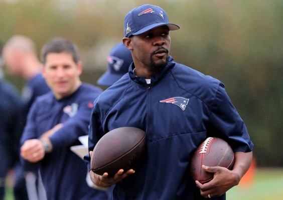 Brian Flores, el hondureño que estará en el Super Bowl 52 con los New England Patriots