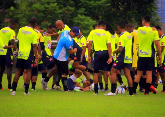 Real España se relaja previo al clásico contra Olimpia