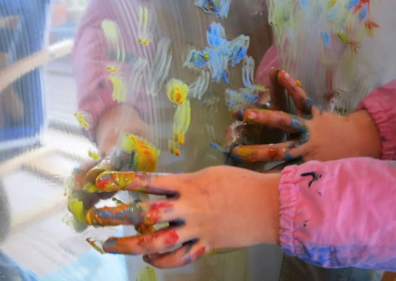 Niño culpa a Batman de su travesura