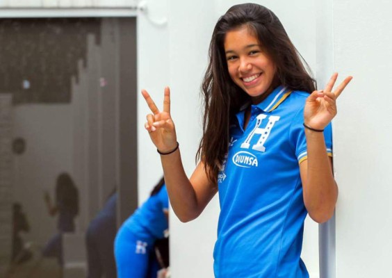 Elexa Bahr firmó con la Universidad de Carolina del Sur