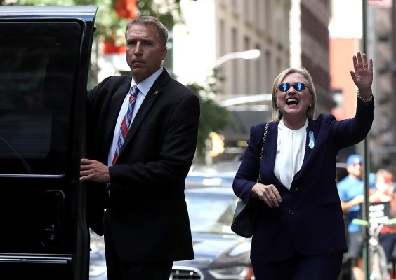 Hillary está enferma, ¿qué pasaría si abandona la carrera?